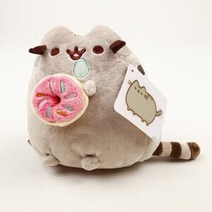 Gund Pusheen 5” Gray Cat Plush Pink Frosted Sprinkles Donut Stuffed Animal